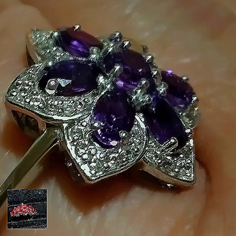 GORGEOUS, URUGUAY AMETHYST,WITH SURROUNDING, WHITE ZIRCON. STERLING RING. SIZE-6